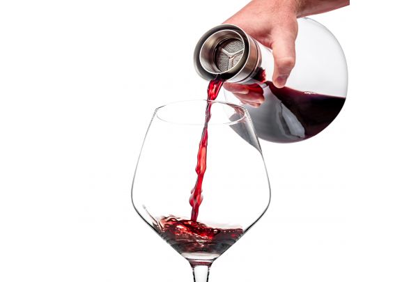 WINE DECANTER AERATOR